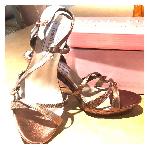 NWT  Bronze gold high-heel platform strappy sandal evening party shoe size 6 NEW - Picture 3 of 11